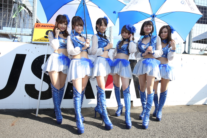 ピットウォーク: レースクイーン