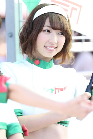 ピットウォーク: レースクイーン