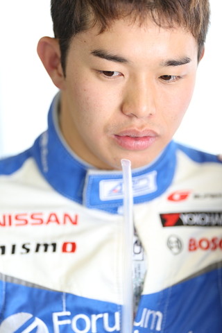 スタート進行: 佐々木大樹（KONDO RACING）