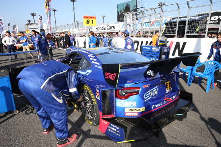 スタート進行: SUBARU BRZ R&D SPORT（R&D SPORT）