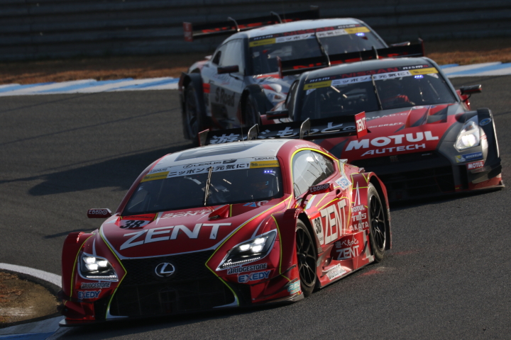 決勝レース: 石浦宏明（ZENT CERUMO RC F）