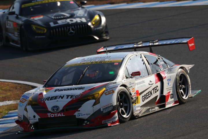 決勝レース: 嵯峨宏紀（TOYOTA PRIUS apr GT）