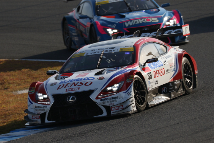 決勝レース: 平手晃平（DENSO KOBELCO SARD RC F）