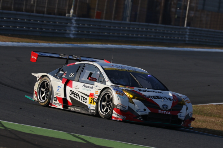 決勝レース: 中山雄一（TOYOTA PRIUS apr GT）