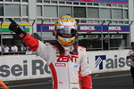 優勝した山下健太(TEAM TOM\'S) f3-rd13-r-winner