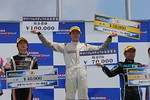 f4w-rd5-r-podium