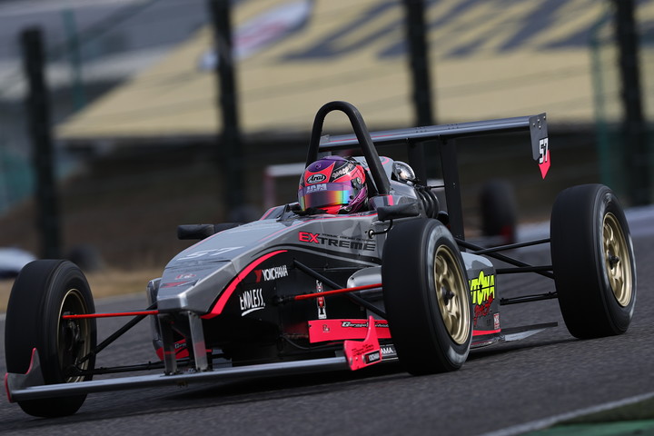 決勝2位は吉田宜弘（DAYTONA☆KKS-Ⅱ☆ミスト☆ED）