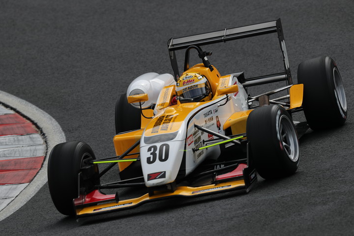 第1戦、第2戦ともNクラス予選3位のDRAGON（B-Max Racing F306）