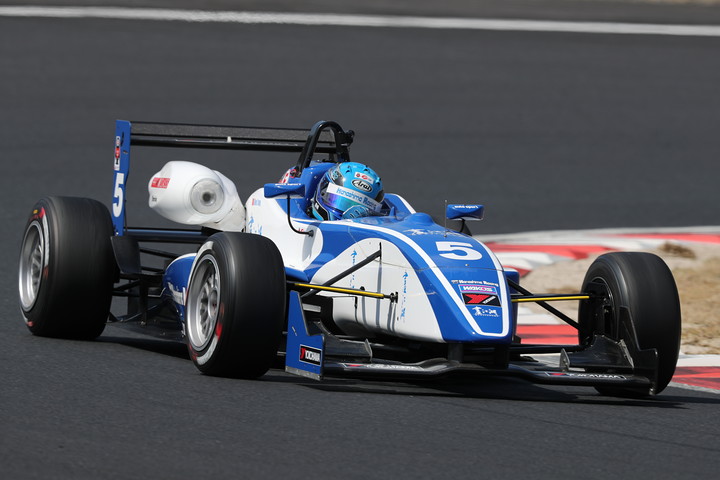 Nクラスで決勝3位に入ったアレックス・ヤン（HuaJiangHU F3）はペナルティーでクラス4位に終わる