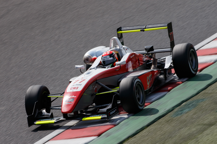 第4,5戦公式予選: Nクラス第4戦ポールポジション、第5戦予選不通過の霜野誠友（CMS AVANTECH F306）