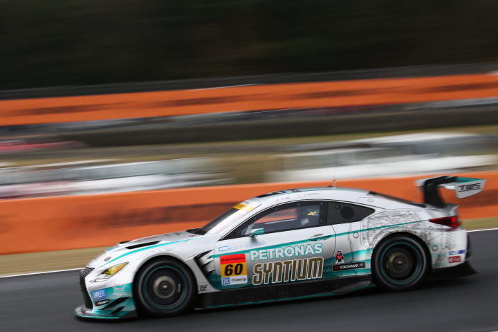 公式練習: 飯田章／吉本大樹組（SYNTIUM LMcorsa RC F GT3）