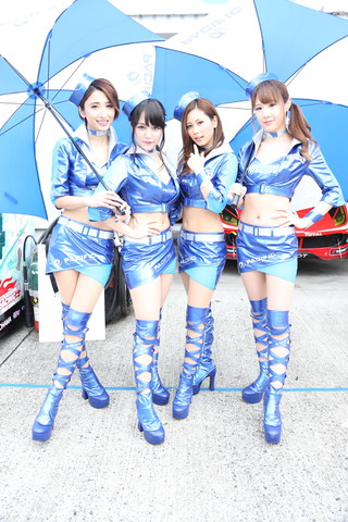 ピットウォーク: レースクイーン