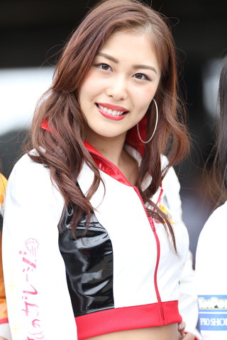 ピットウォーク: レースクイーン