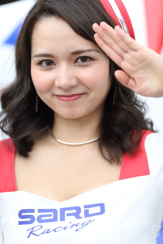 ピットウォーク: レースクイーン