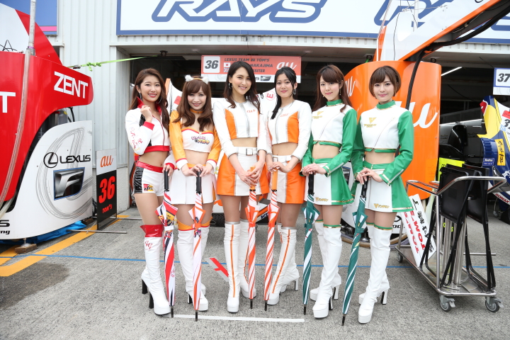 ピットウォーク: レースクイーン