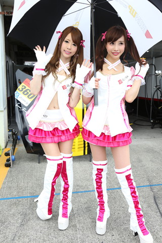 ピットウォーク: レースクイーン