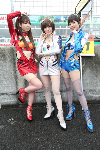 ピットウォーク: レースクイーン