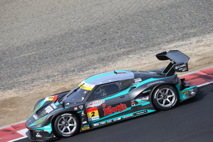 決勝レース: 高橋一穂（シンティアム・アップル・ロータス）