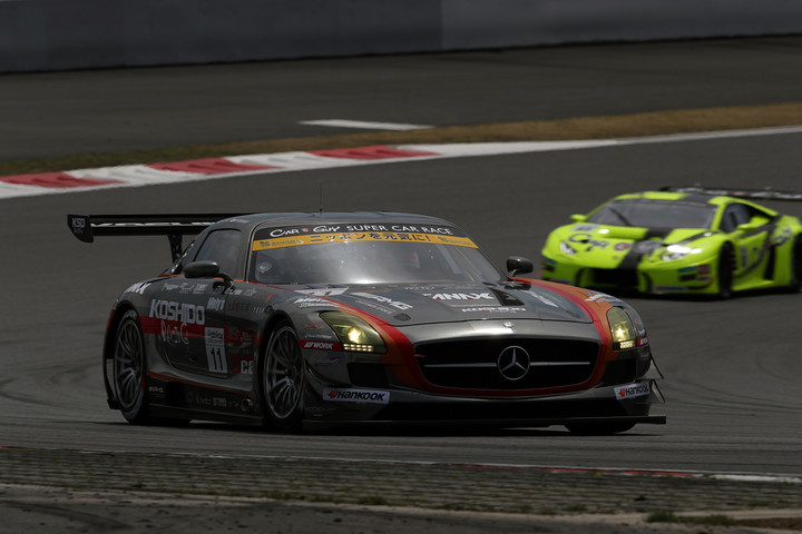 決勝3位は佐藤元春／平中克幸組（KSD RACING SLS GT3）