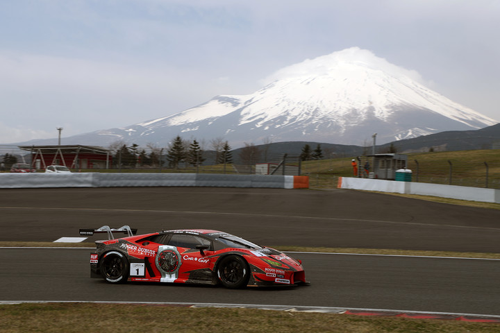 ポールポジションの木村武史／アフィック・ヤジド組（CARGUY ROGER DUBUIS Huracan GT3）