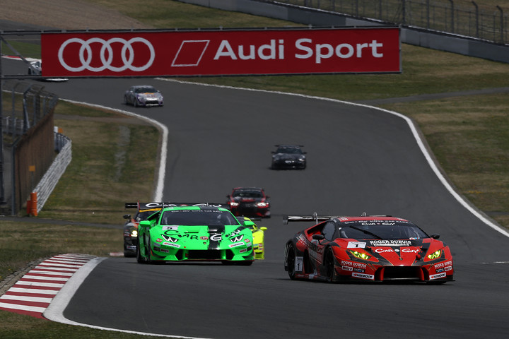 決勝レースのスタートシーン