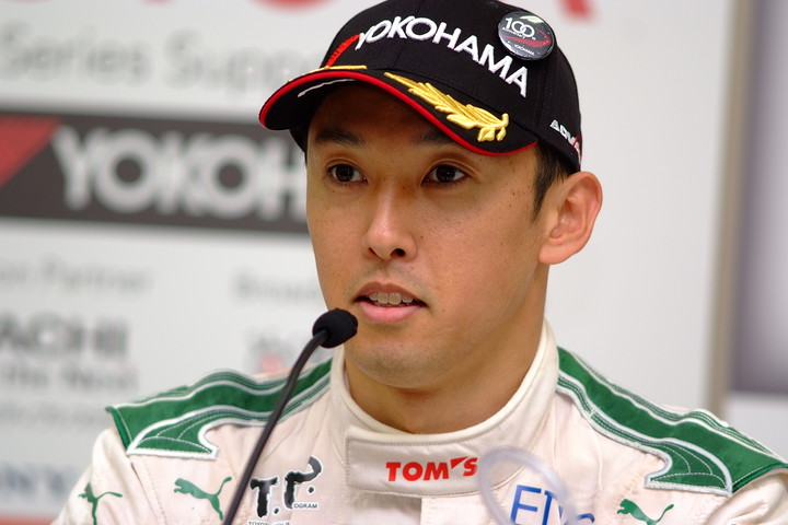 決勝記者会見: 優勝した中嶋一貴（VANTELIN TEAM TOM’S）