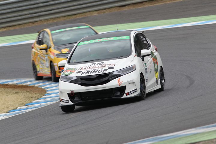 ST-5クラス優勝はヒロボン／寺西玲央／高橋宏和組（J'S RACINGホンダカーズ浜松北ダークみきゃんFIT）