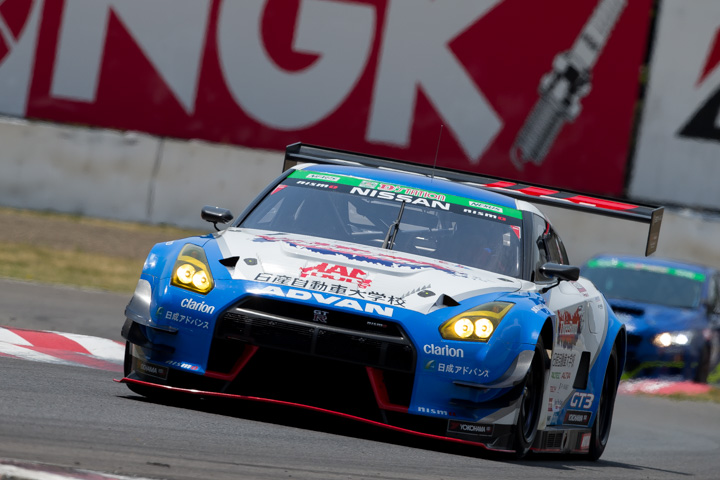 ST-Xクラス予選3位は内田優大／藤井誠暢／平峰一貴組（スリーボンド日産自動車大学校GT-R）