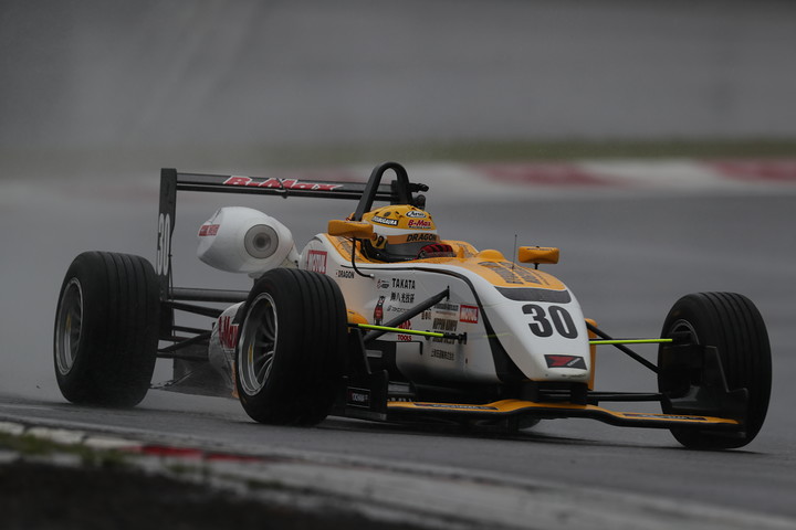 NクラスポールポジションはDRAGON（B-Max Racing F308）