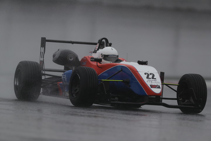 Nクラスポールポジションは長谷川綾哉（Alb新潟第1ホテルSuger）