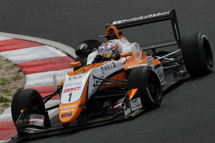 予選3位は坪井翔（カローラ中京Kuo TOM'S F317）