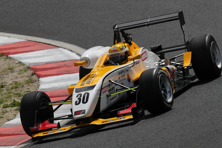 NクラスポールポジションはDRAGON（B-Max Racing F306）