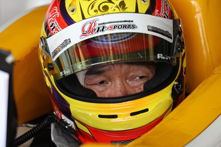 Nクラスでポールポジションを獲得した