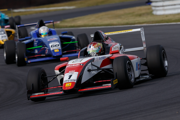 決勝3位は宮田莉朋（FTRSスカラシップF4）