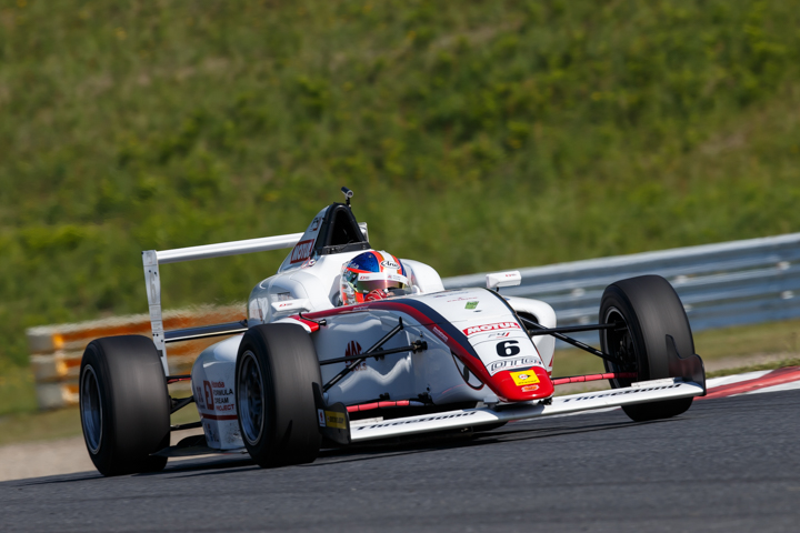 第5戦ポールポジション、第6戦予選3位の笹原右京（HFDP/SRS/コチラレーシング）