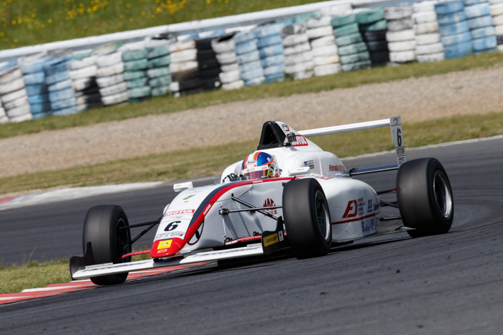 決勝3位は笹原右京（HFDP/SRS/コチラレーシング）