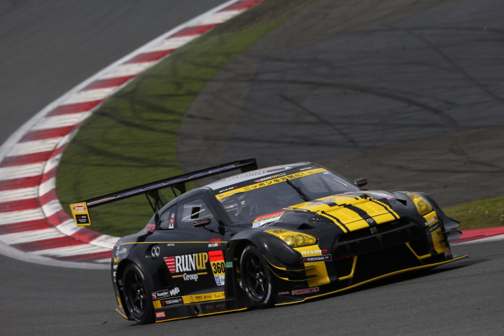 公式練習: 田中篤（RUNUP GT-R）