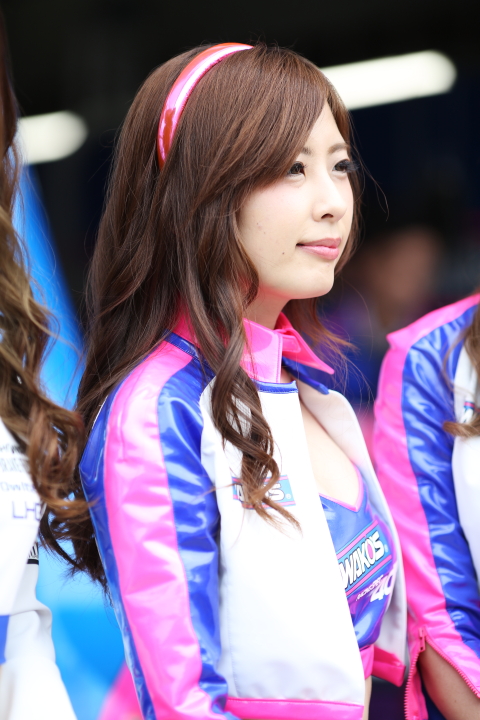 ピットウォーク: レースクイーン