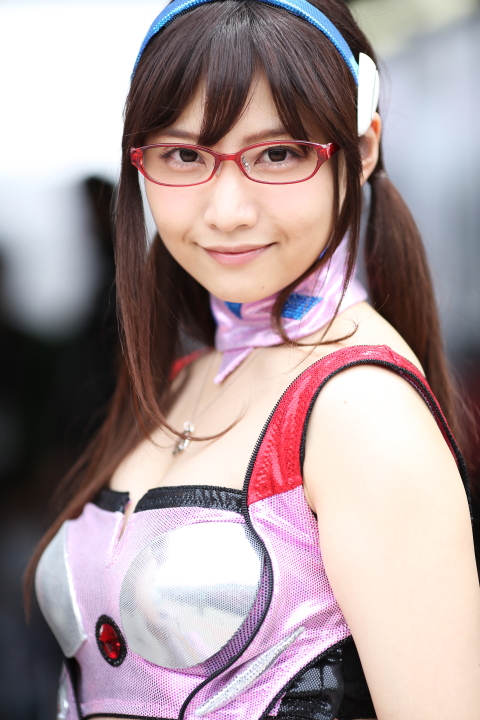 ピットウォーク: レースクイーン