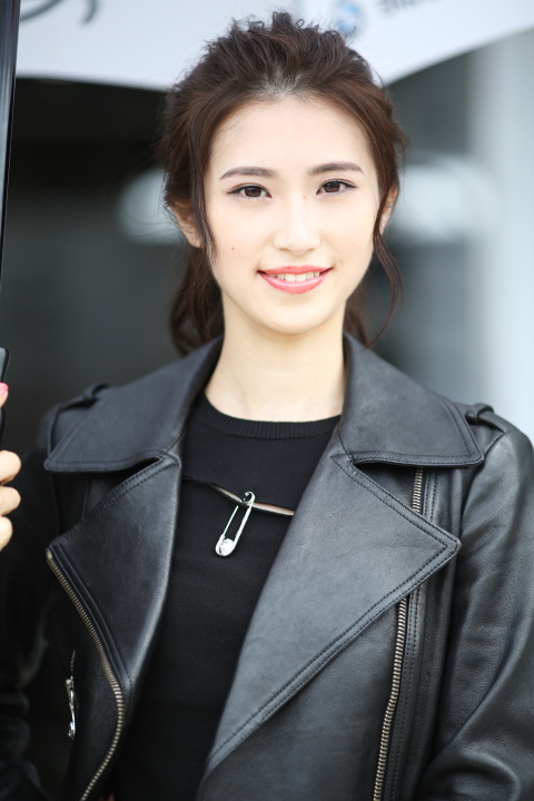 ピットウォーク: レースクイーン