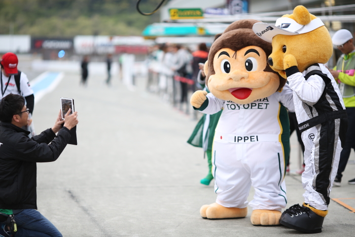 GTキッズウォーク: 埼玉トヨペット一平とレクサスくま吉
