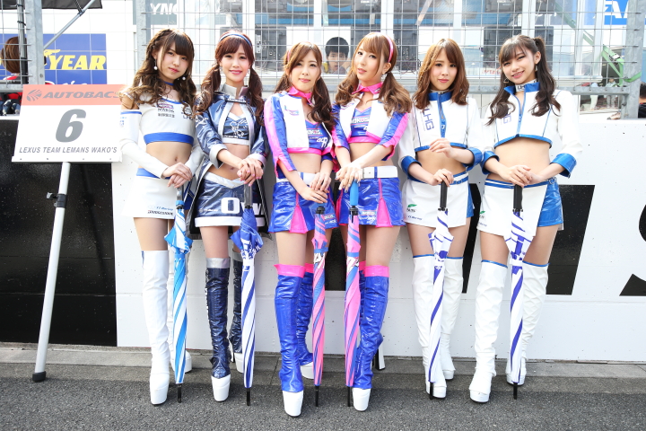 ピットウォーク: レースクイーン