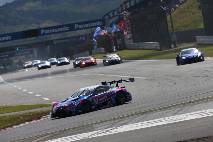 決勝レース: 大嶋和也（WAKO'S 4CR LC500）