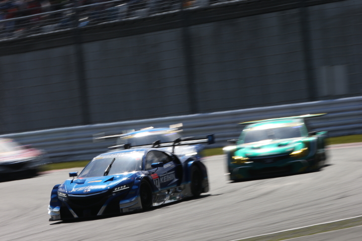 決勝レース: 塚越広大（KEIHIN NSX-GT）
