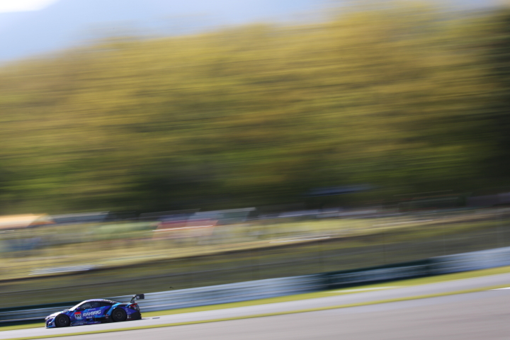 決勝レース: 伊沢拓也（RAYBRIG NSX-GT）