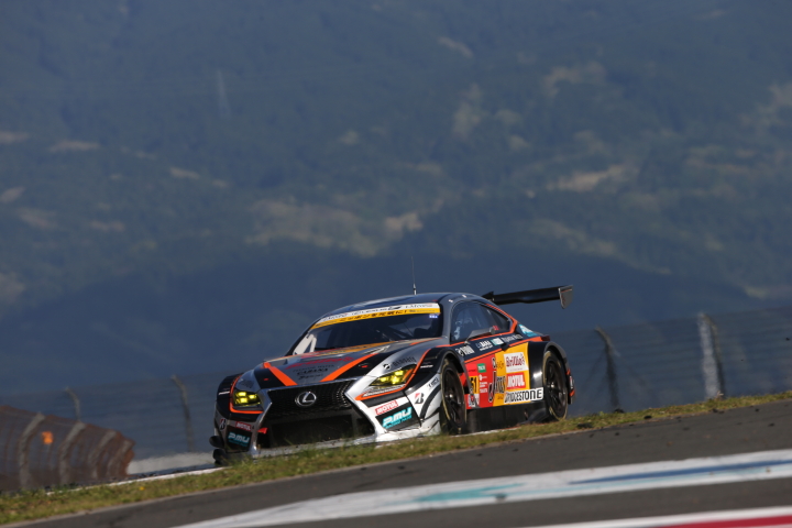 決勝レース: 坪井翔（JMS P.MU LMcorsa RC F GT3）
