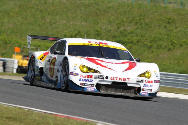 GT300クラス予選3位は坂口夏月／藤波清斗組（マッハ車検MC86 GTNET）