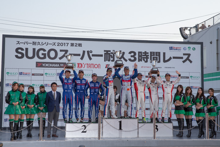 グループ1決勝: ST-3クラスの表彰式