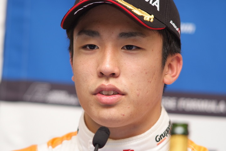 決勝記者会見: 優勝した坪井翔（カローラ中京Kuo TEAM TOM'S）