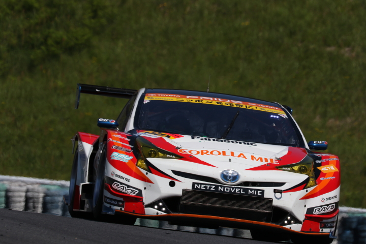 公式練習: 佐々木孝太（TOYOTA PRIUS apr GT）